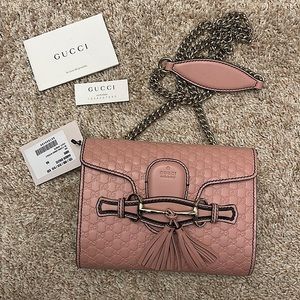 Gucci Microguccissima Mini Emily Shoulder Bag in Blush Pink